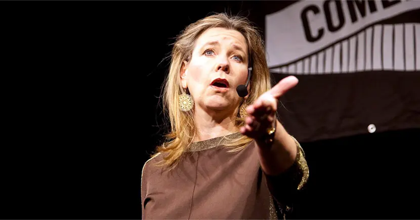 Standup - Spelningar och gig med Ami Hallberg Pauli