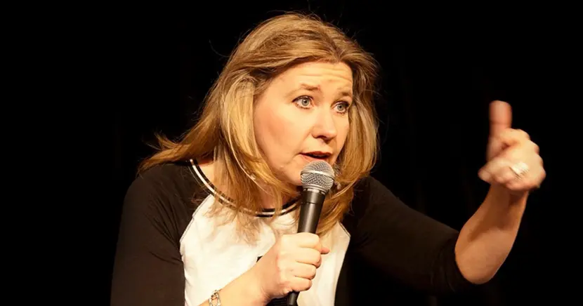 Standup-kurser i Stockholm med Ami Hallberg Pauli